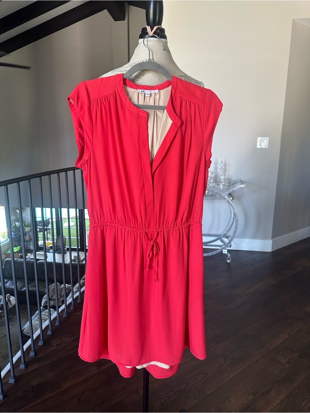 Red Short Sleeve Drawstring Waist Dress - Unknown Brand